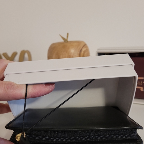 Radley London Wallet - Picture 4 of 10